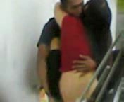 Ngintip Pembantu Di Belakang Rumah Perumahan Elit