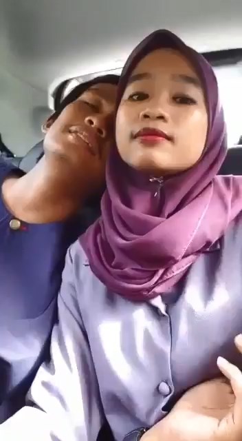 Pacaran Di Taksi Goyang