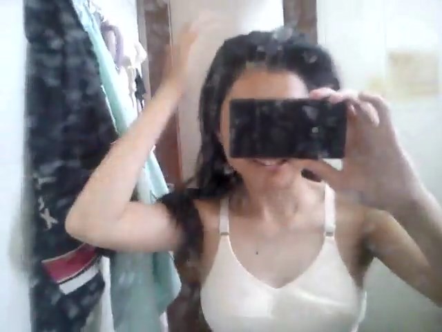 Pengen Liat Yang Mana Sih